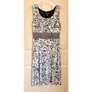 Perceptions Dress Medium Petite Career Sheath Gray White Stretch Party Knee Leng